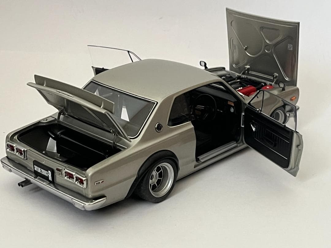 オートアート 1/18 日産スカイラインGT-R ハコスカ カスタム品 箱付