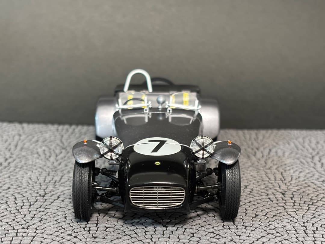 タミヤ ロータス　スーパーセブン　クラブマンレーサー 1/24プラモデル 完成品