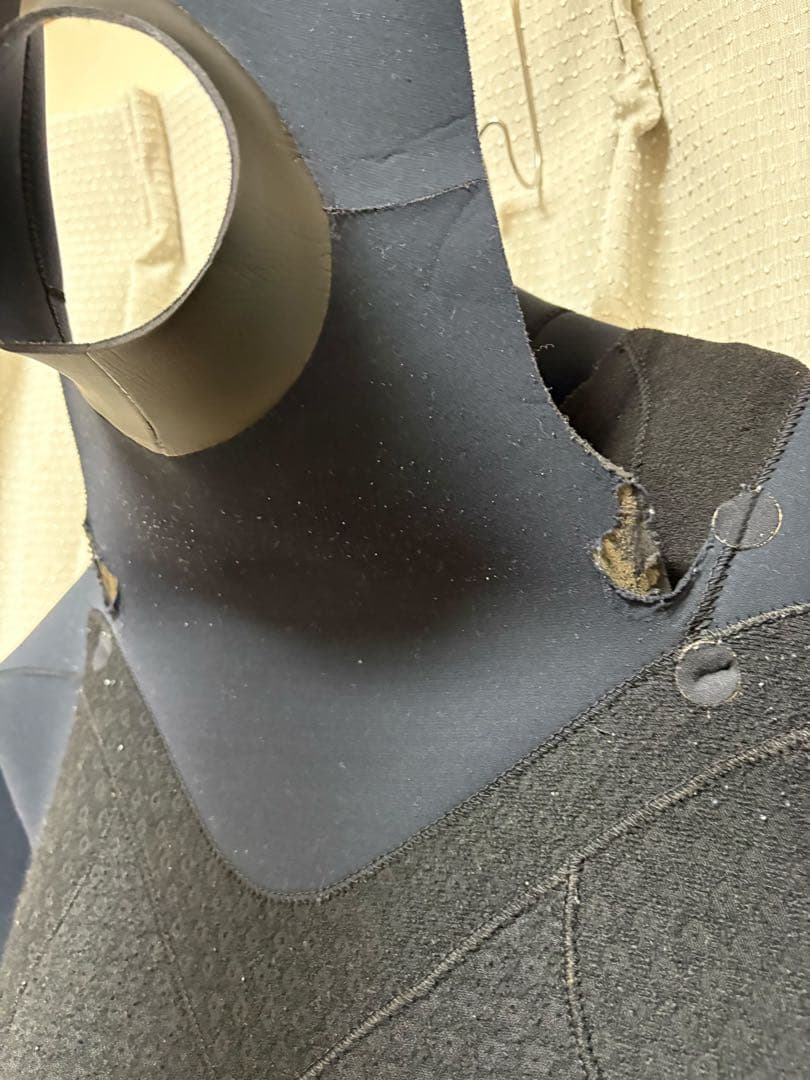 BILABONG(ビラボン)5×3mm セミドライト メンズMLサイズ