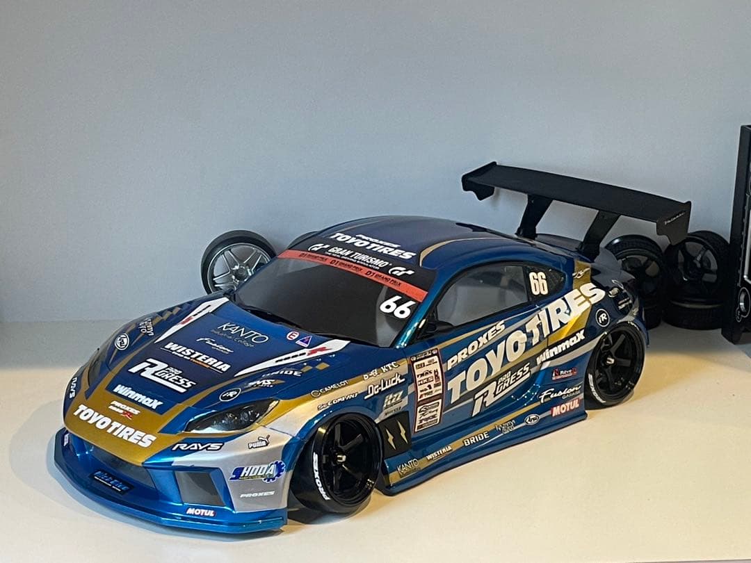 2024 SHIBATA GR86 D1GP TOYO仕様 塗装済未走行ボディ