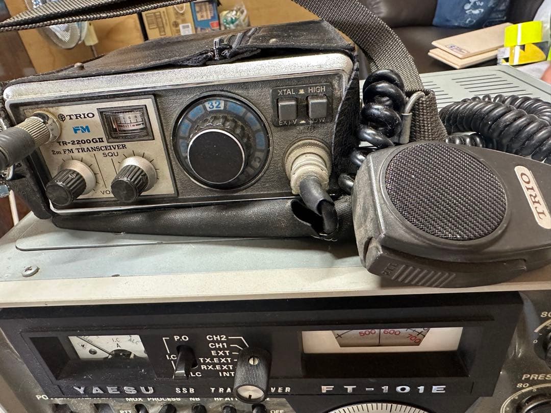 ヤエス無線 YAESU FT-101E 無線機+ TR-2200G2