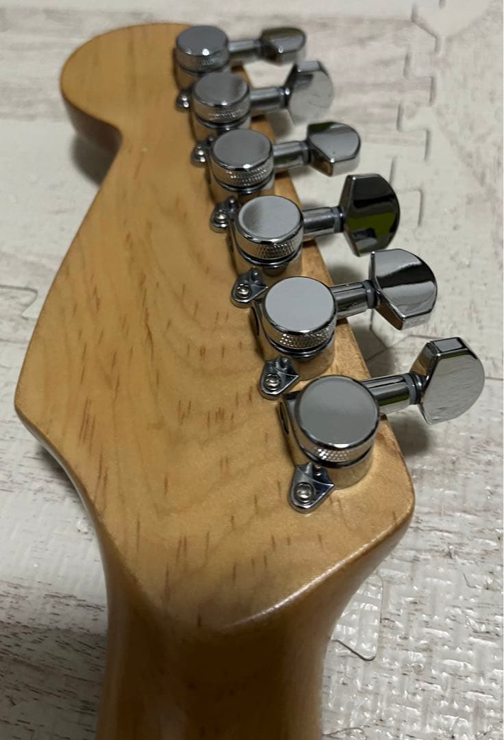 ストラトキャスタータイプ　コンポーネント　ギター