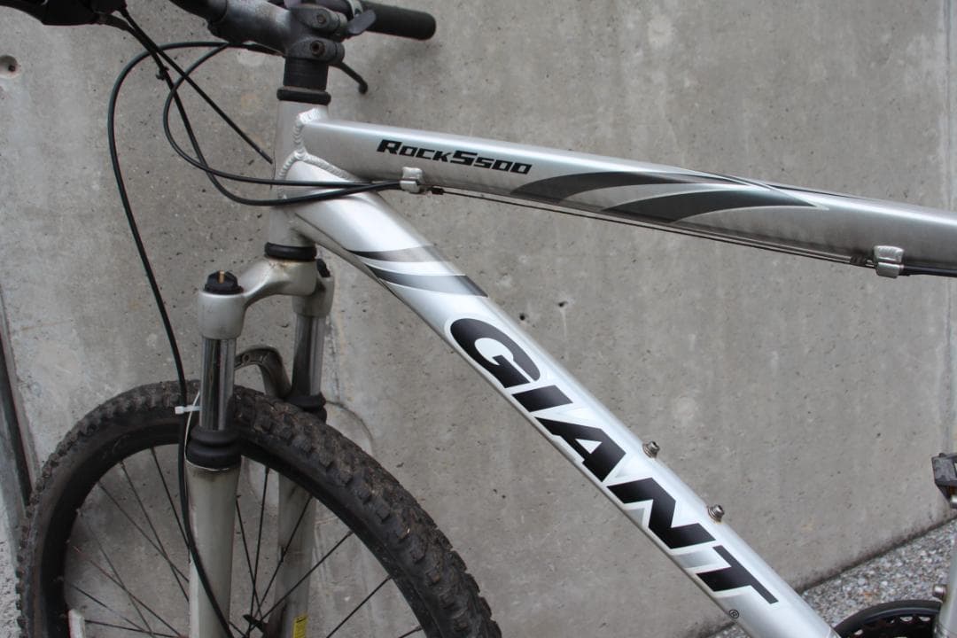 引き取り限定♪GIANT♪ROCK5500♪前後ディスクブレーキ♪ジャイアント♪