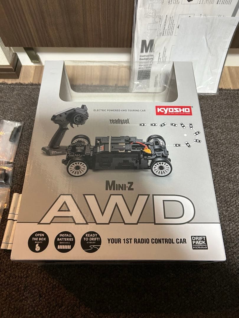 京商　ミニッツ　AWD ジャイロ付き　ハコスカ　GTR スカイライン　2000