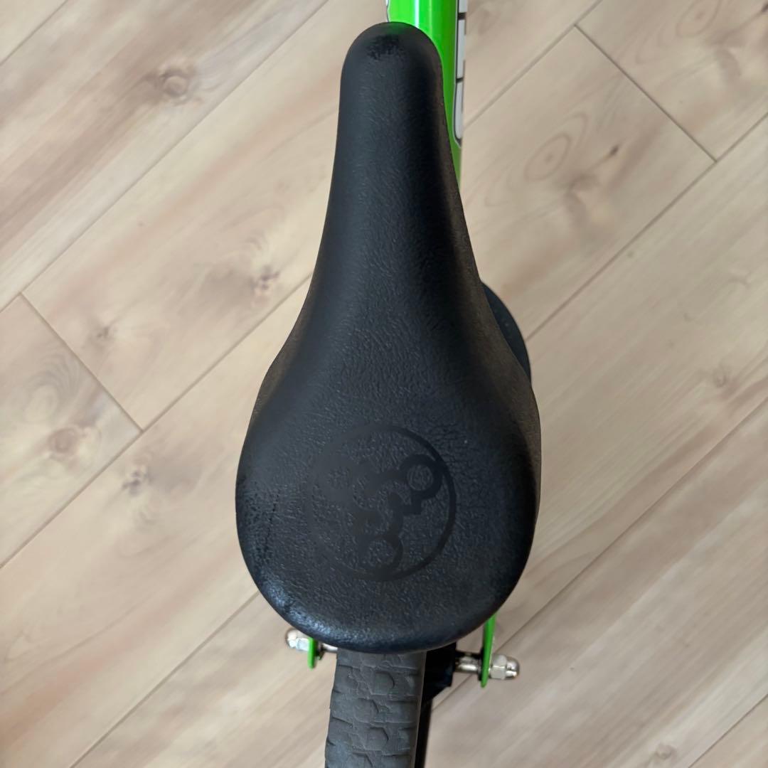 STRIDER バランスバイク グリーン　スポーツ