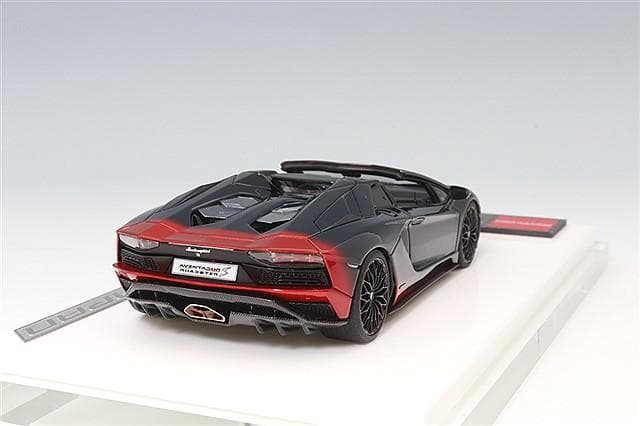 1/43　ランボルギーニ アヴェンタドールS ロードスター【新品】EM767B