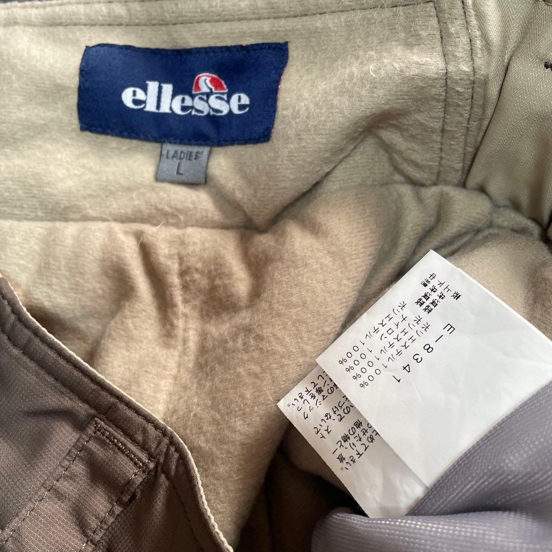 ellesseスノーボードウェア女性用 Lライトグレー　エレッセスキーウェア上下