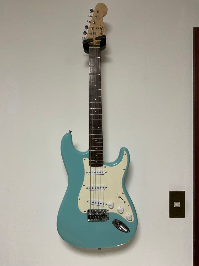 スクワイア　ストラトキャスター　美品　Squier by Fender