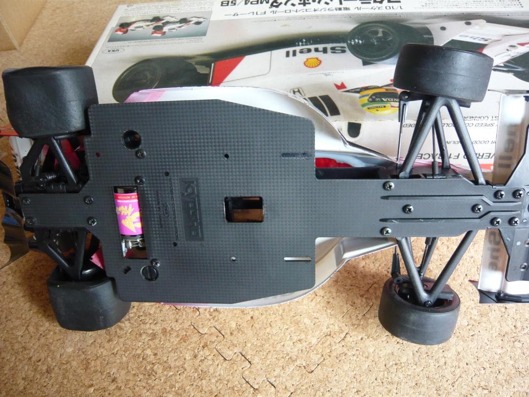 u*f様 KYOSHO マクラーレン・ホンダMP4/5B　F1レーサー　1/10