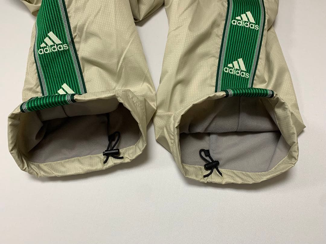 アディダス　ＬＬ　ウインドブレーカー　上下　セットアップ　ベージュ　サイドロゴ