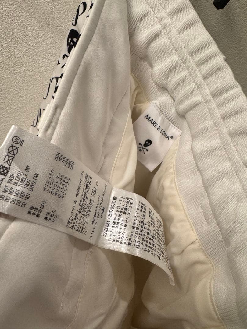 極美品　MARK & LONA マーク&ロナ レキシントン ハイブリッドスカート