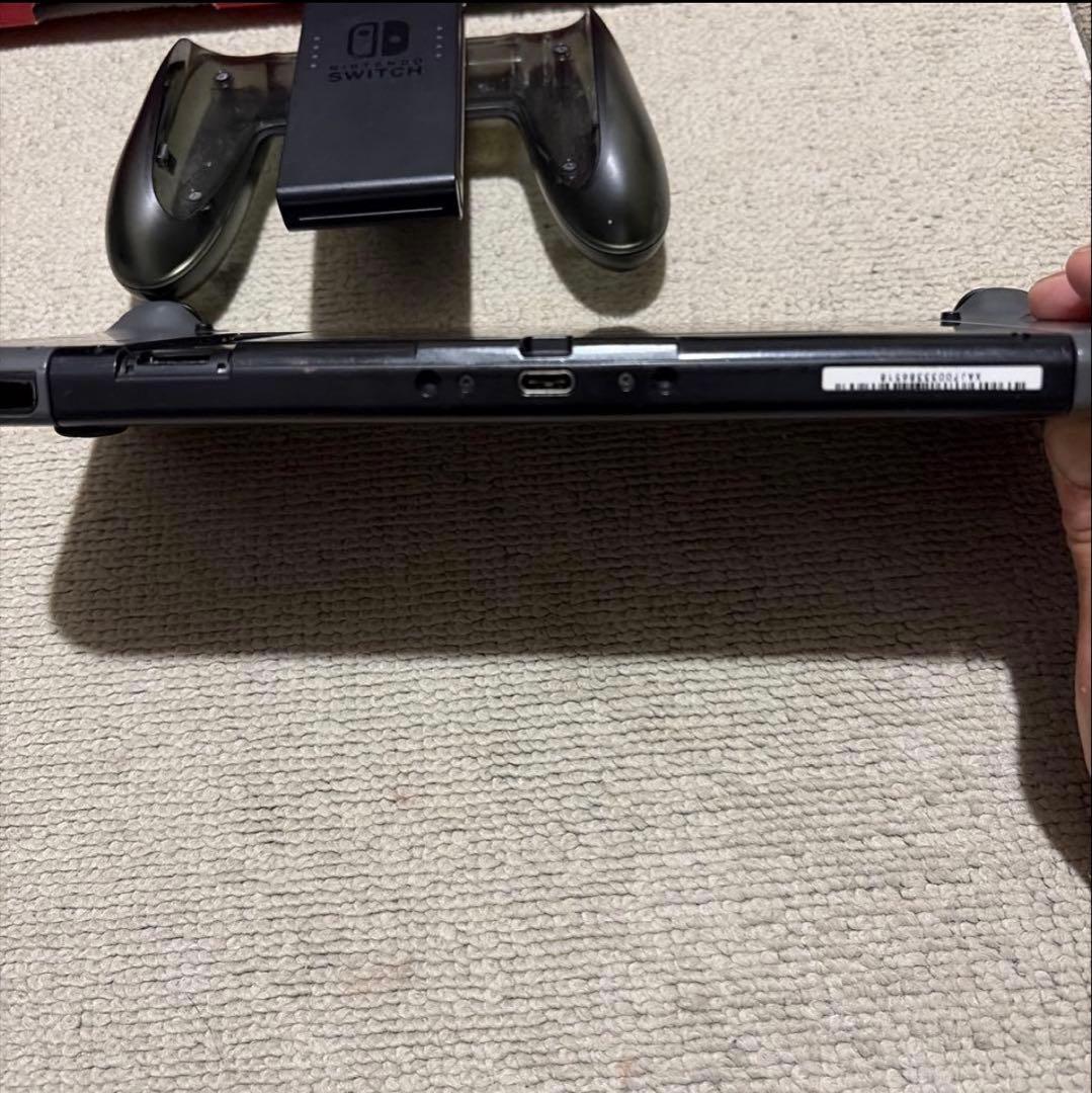 【４人で遊べるセット】Nintendo Switch 本体 動作確認済み