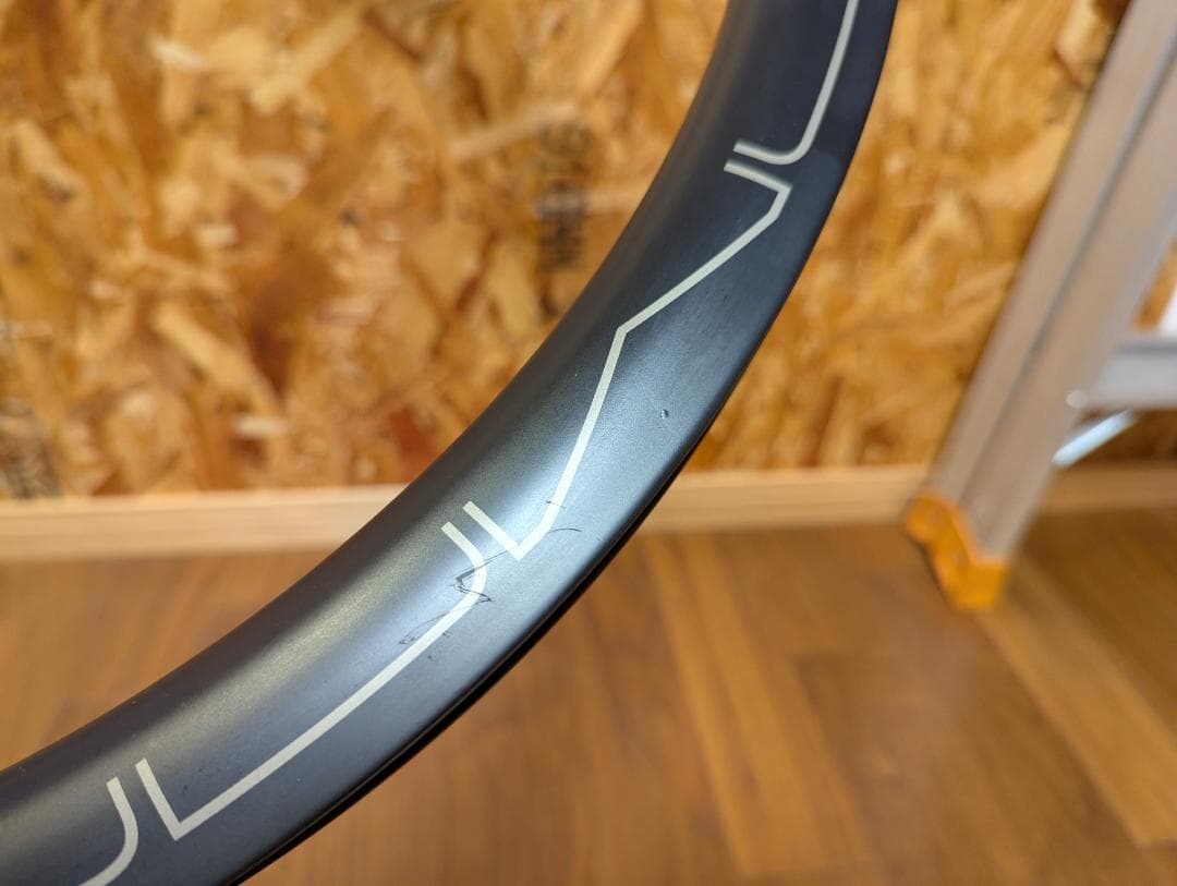 パーツ FORMOSA CarbonRimDisc 27.5/650B 28H