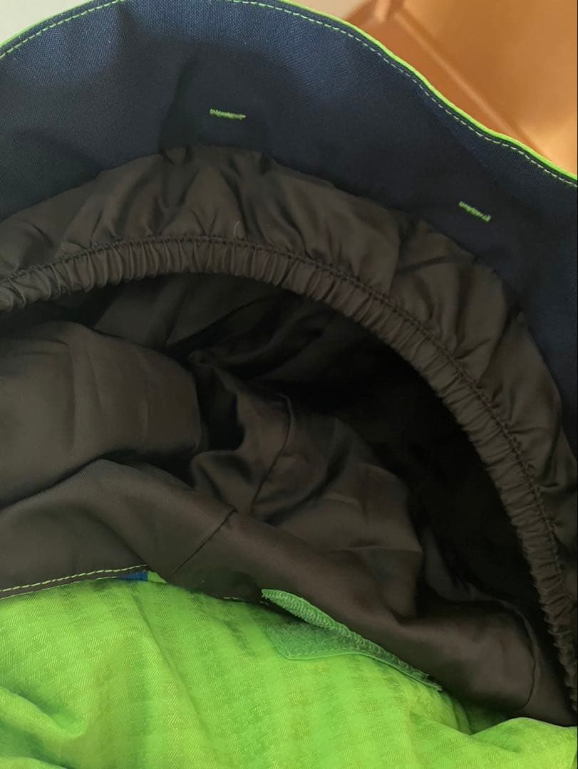 Phenix 子ども用スキーウェア 緑色