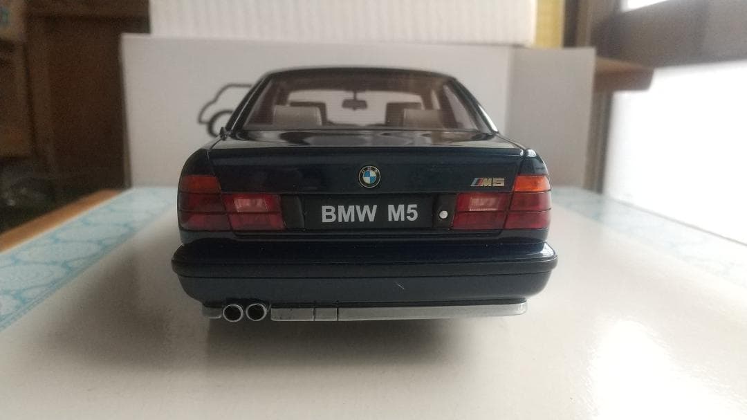 OTTO 1/18  E34 M5 ブルー （限定品）