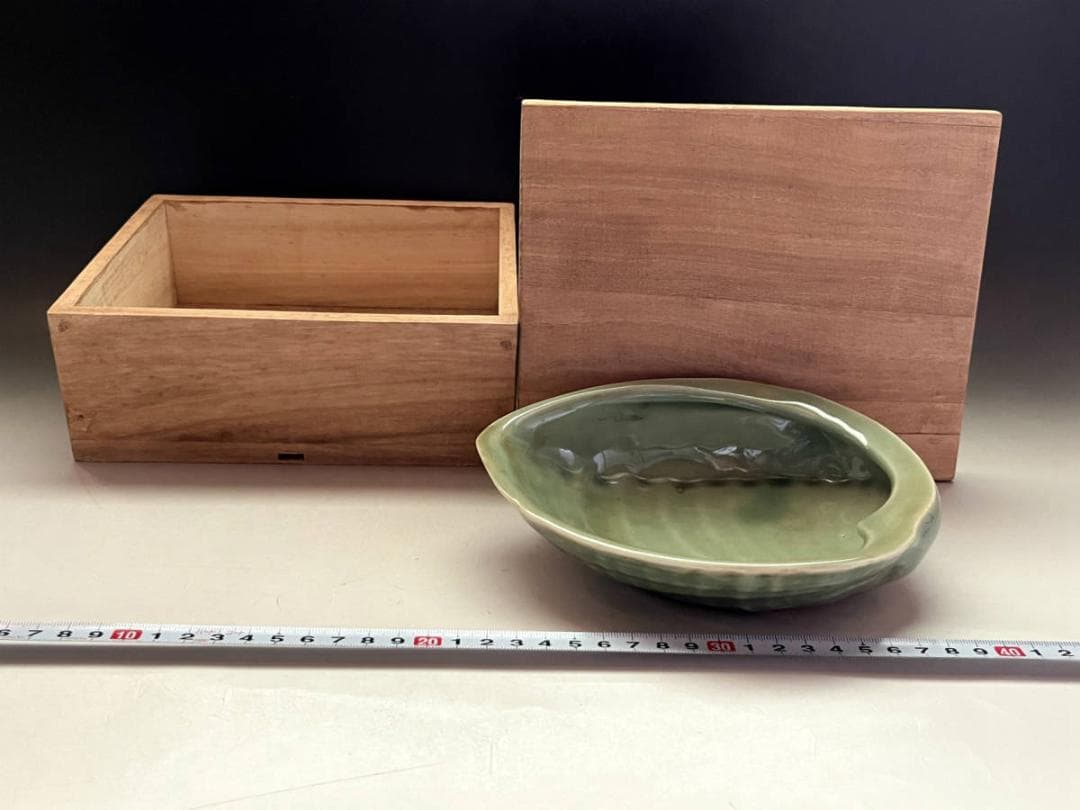 菓子器■古い青磁 鮑型 菓子鉢 飾り鉢 あわび 貝型 時代物 骨董品■