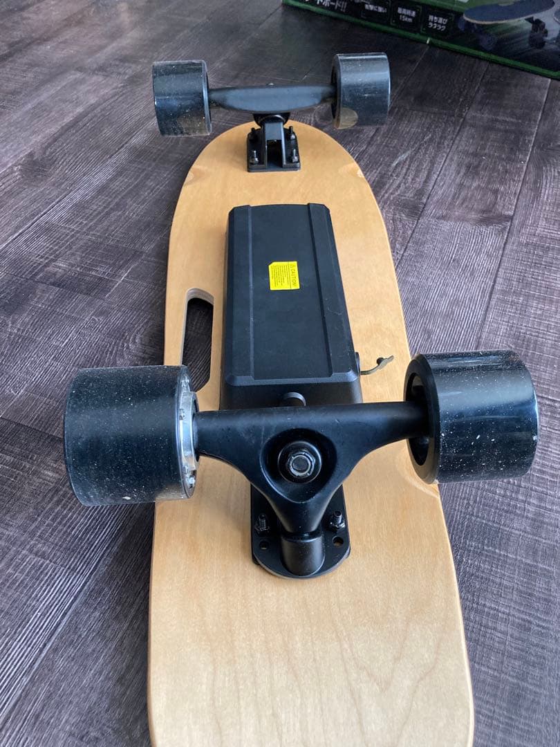 FUGU エレクトリックスケートボード　電動スケートボード