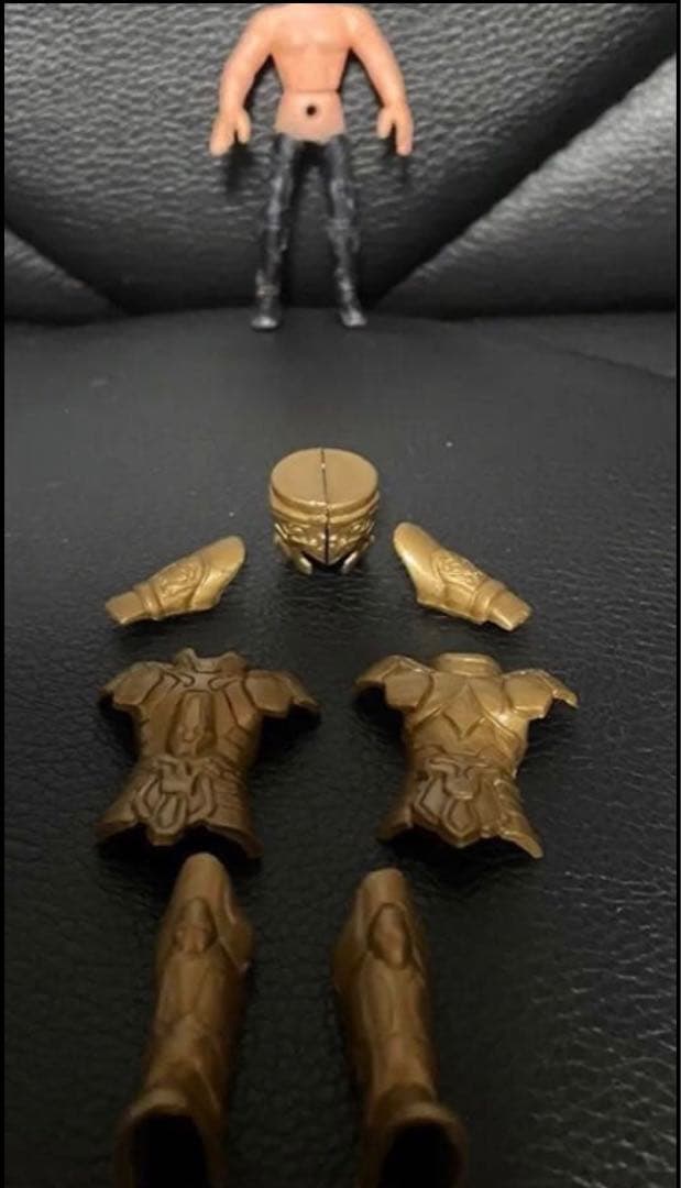 バンダイ　聖闘士星矢　クロスアップタイプ　黄金聖闘士　4体セット　SP