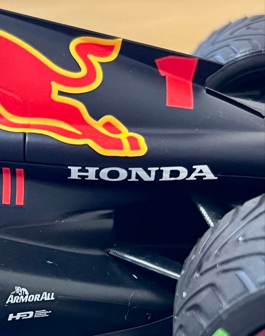 BIDBUY公式アカウント01専用 レッドブルホンダ M.フェルスタッペン 日本