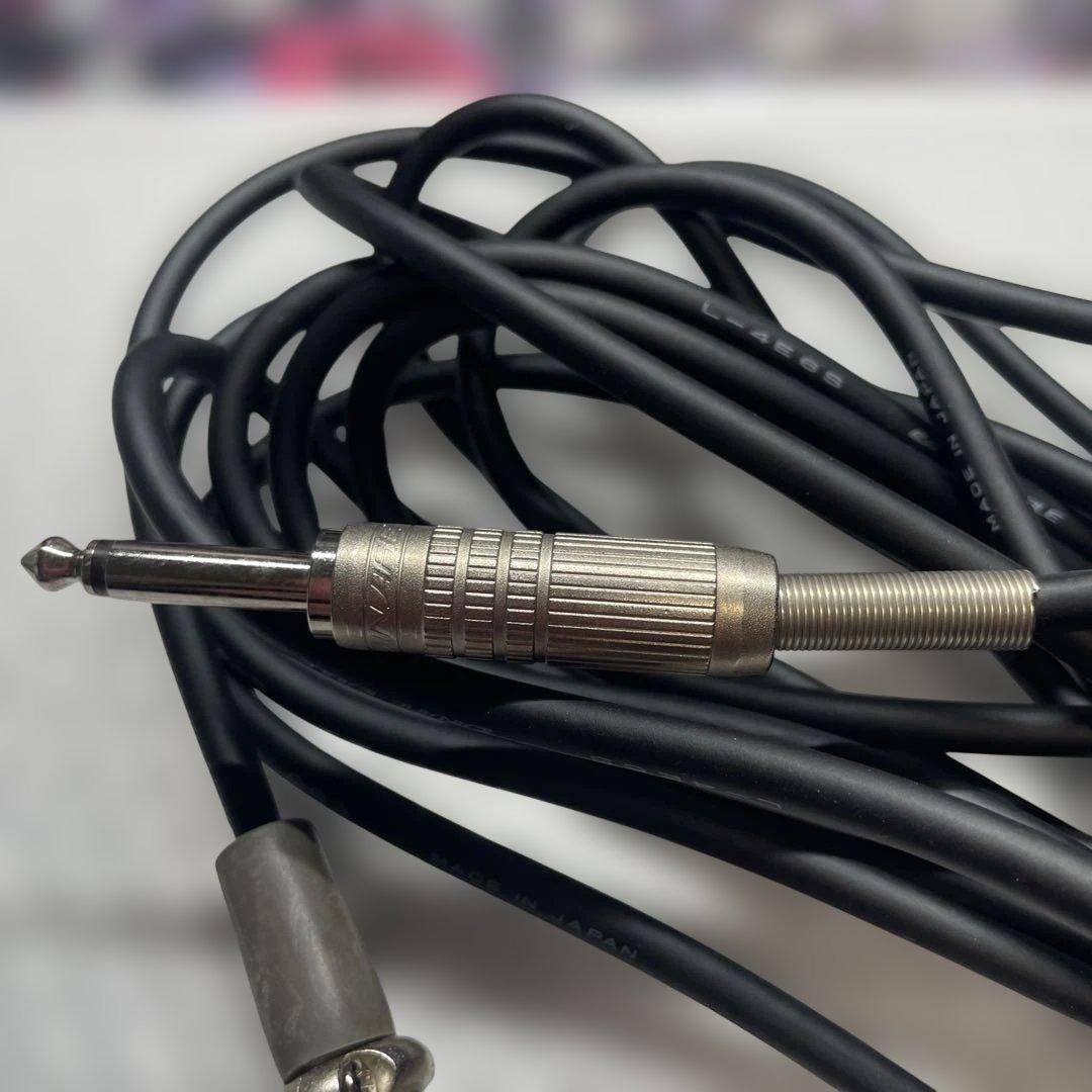 SHURE ボーカル用ダイナミック　マイクロホン