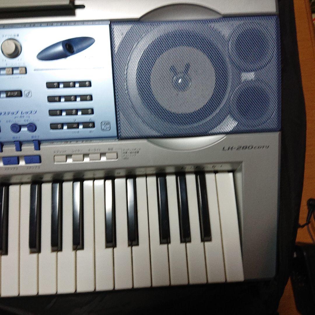 CASIO LK-100 61鍵盤電子キーボード 別売り持ち運べるケース付き