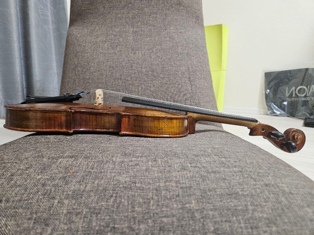 チェコ製 バイオリン 4/4 Dvorak ケース付き