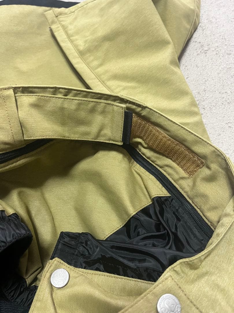 スノボ　ウェア　ロキシー　ジャケット　パンツ　エスケープ　上下セット　アニマル