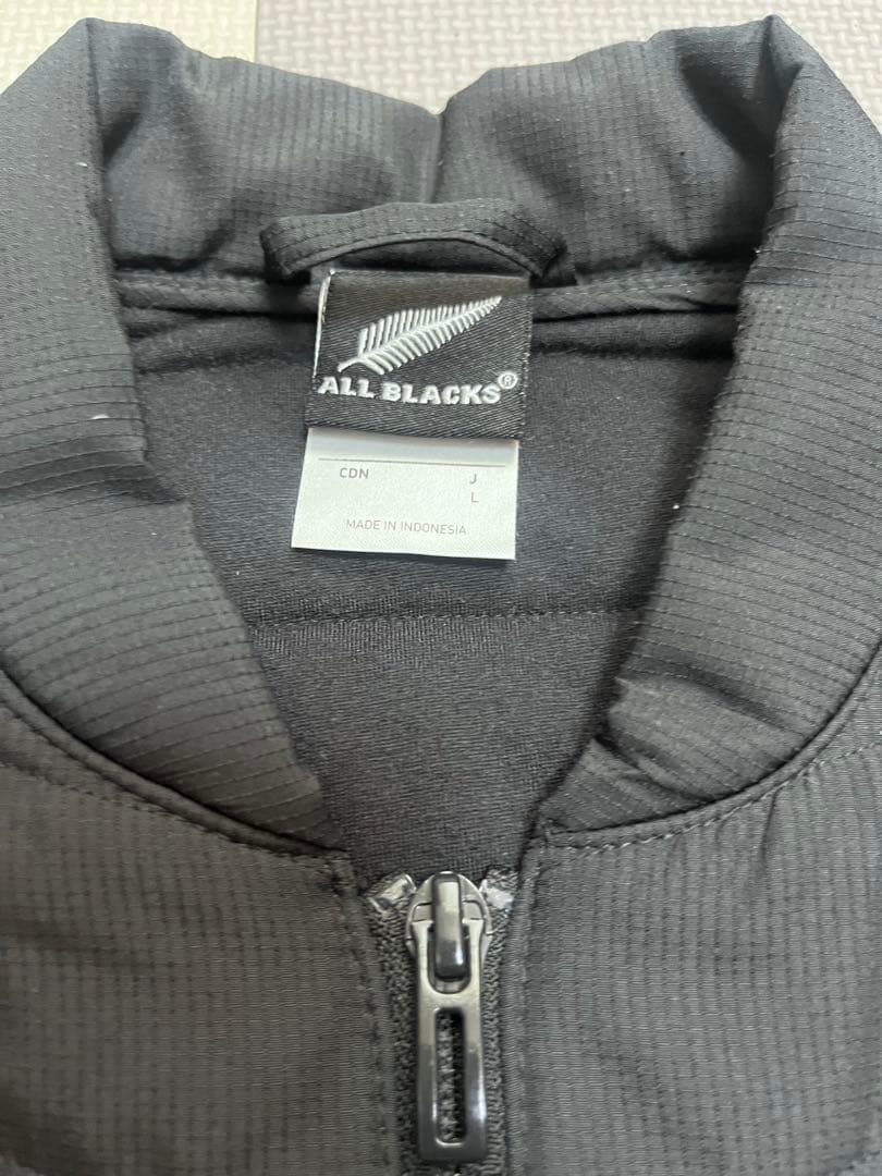 ALL BLACKS 黒 ジップアップジャケット　adidas