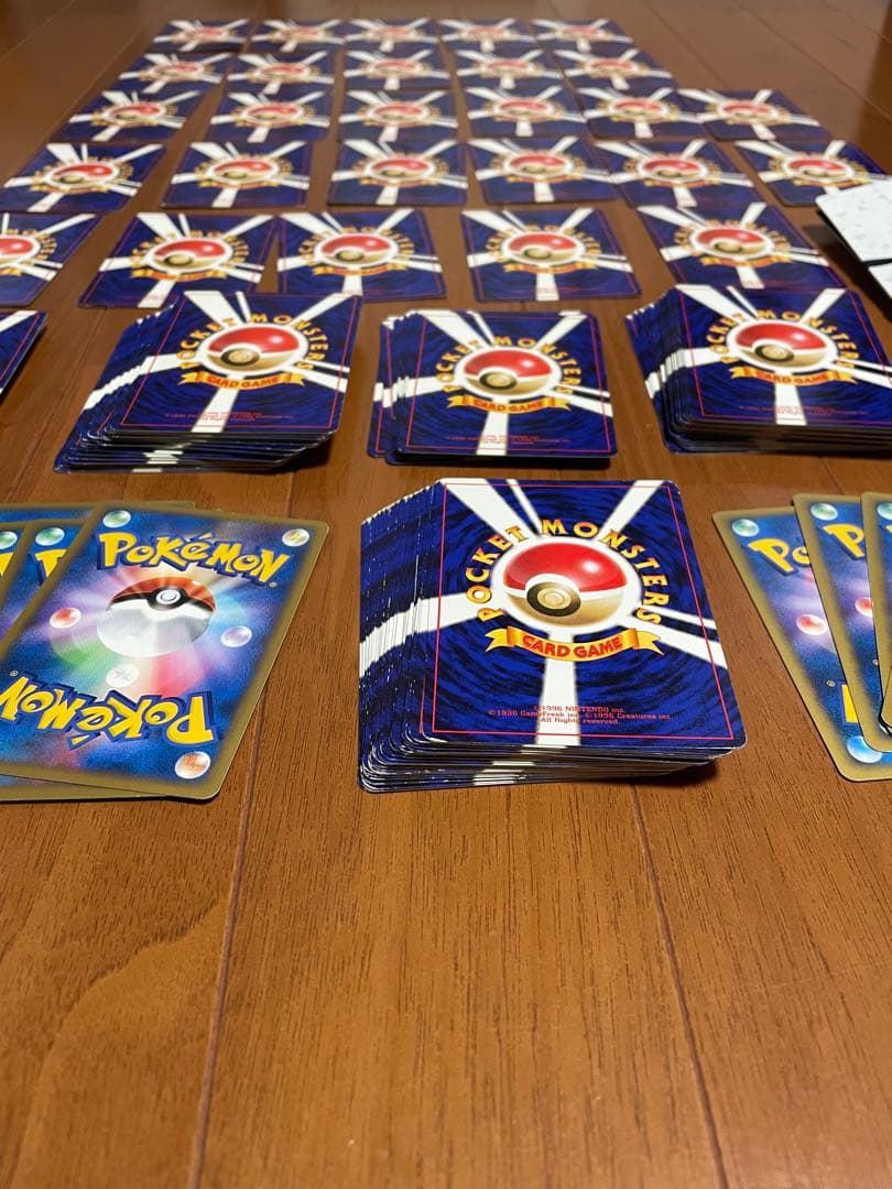 まとめ売り　ポケモンカード　旧裏各種とポケモンカード入れ