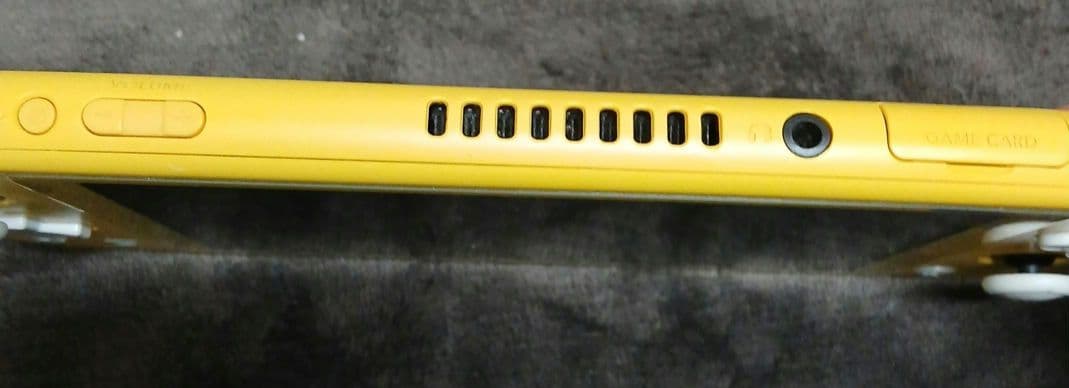 ジャンク品部品取り用　Nintendo Switch Lite