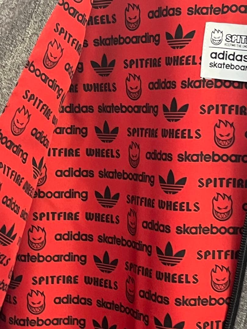 Adidas X Spitfire コラボパーカー M