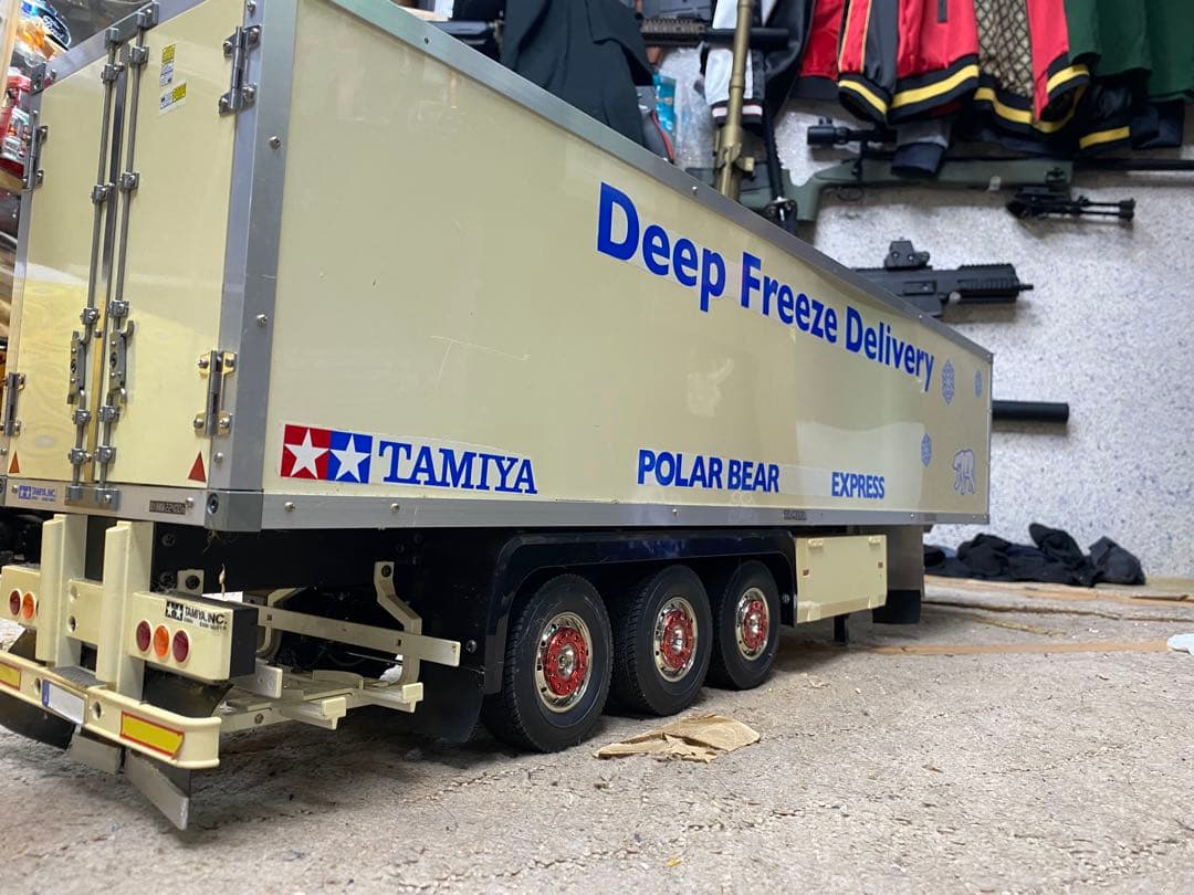 タミヤ　1/14 3軸リーファー　チップ運搬車風トレーラー