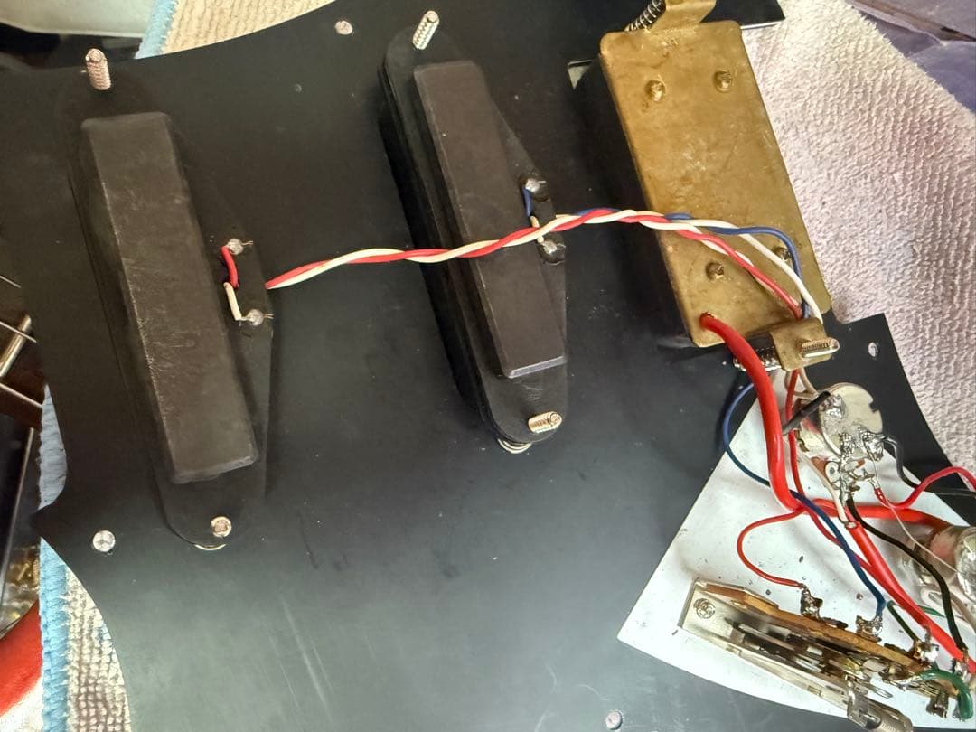 【メンテ済】MODストラトキャスタータイプエレキギターWilkinsonブリッジ