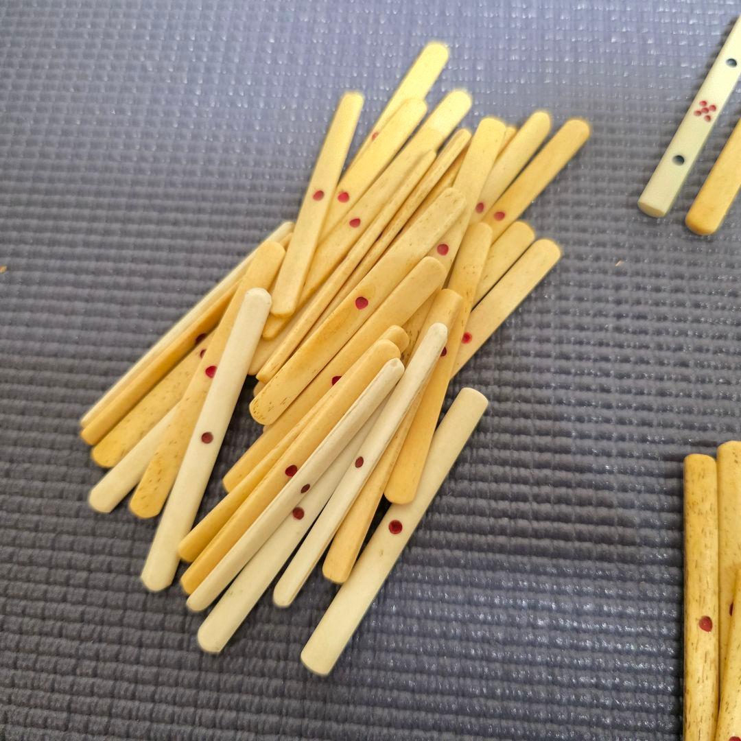 133【匿名配送】骨竹　麻雀　 竹背 骨牌 アンティーク 骨董マージャン　麻雀牌