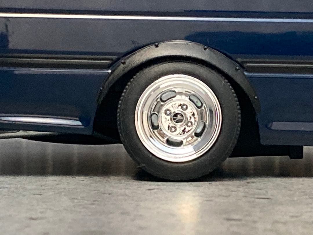 1/24ハイエースバン（100系）カスタム品