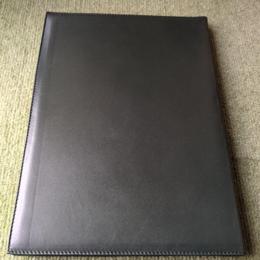 Audemars Piguet ダークグリーン のカバー付きノートセット　非売品