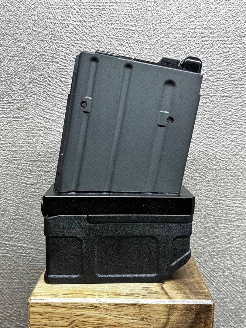 R7-21 東京マルイ GBB M4 マガジンアダプター 外部ソース仕様