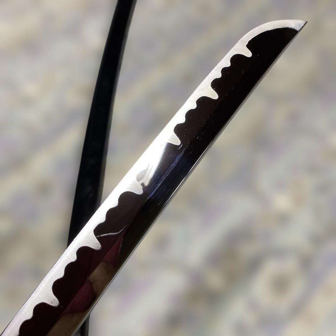 模造刀(小柄付) 黒柄 龍彫楕円鍔 黒呂鞘