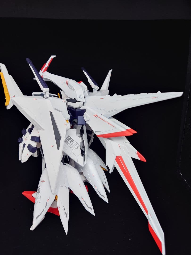 HGUC 1/144 クスィーガンダム ペーネロペー 完成品