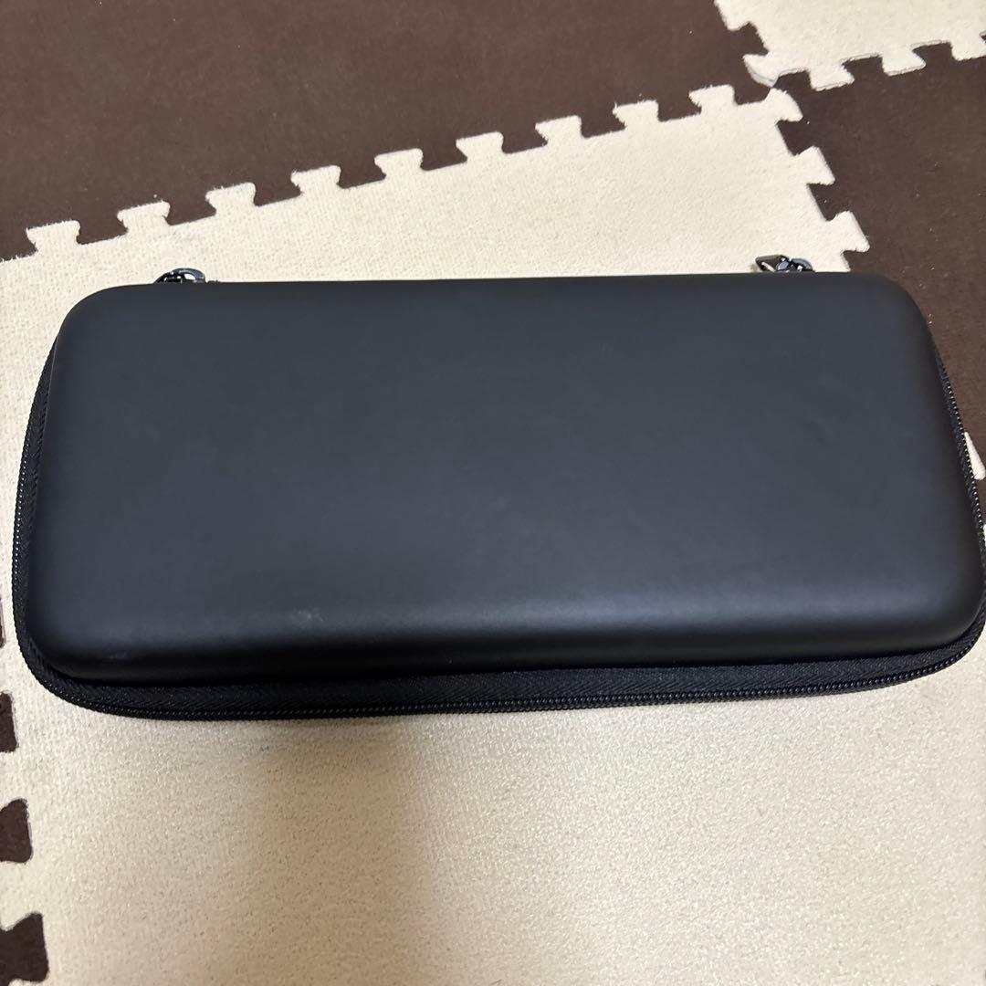 Nintendo Switch本体とJoy-Con、ケース、充電ケーブルセット