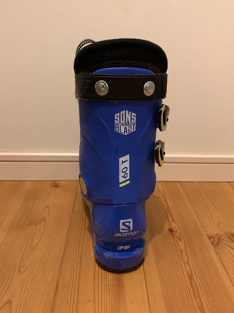 サロモン子ども用スキー靴 23.0-23.5cm