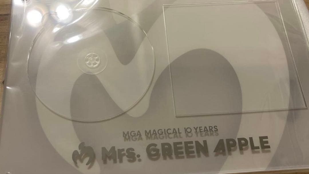 Mrs. GREEN APPLE Tシャツ 背番号10