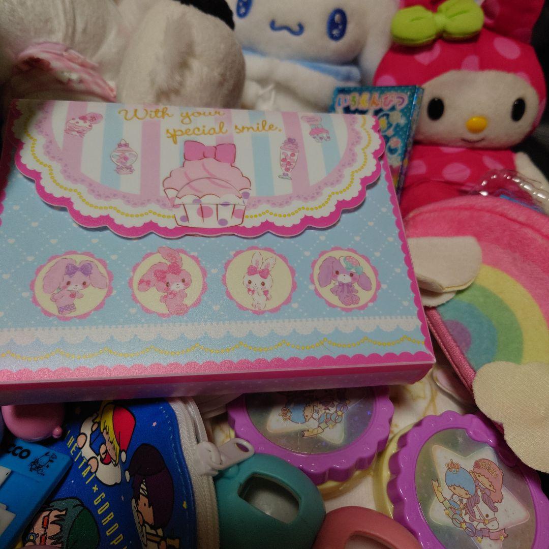 サンリオ 大量 まとめ売り ポムポムプリン コロコロクリリン シュガーバニーズ