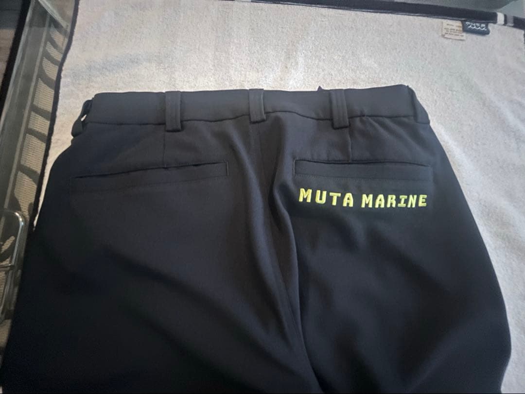 ムータマリン、フード付きジャージ上下セット