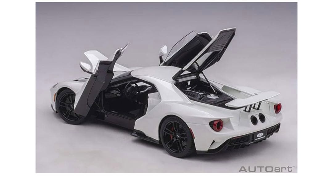 11459 AUTOart 1/18 フォード GT 2017 ホワイト 完成品