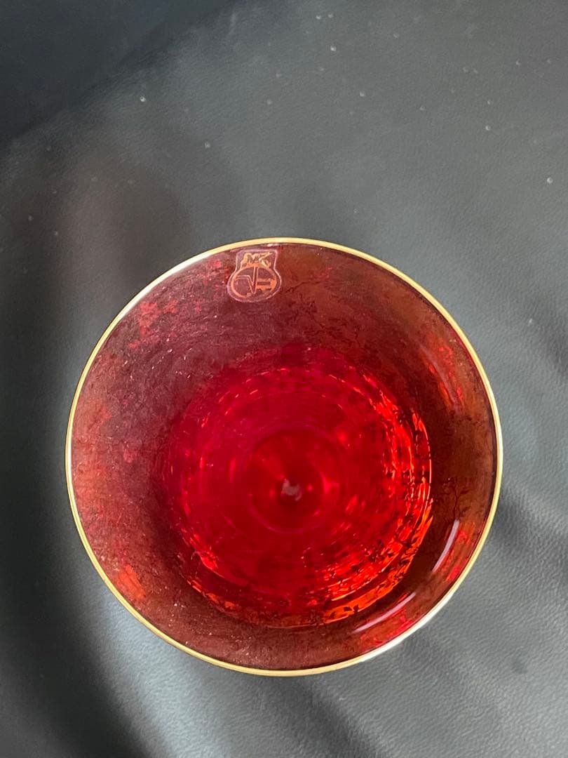 沖縄琉球ガラス　金色模様品