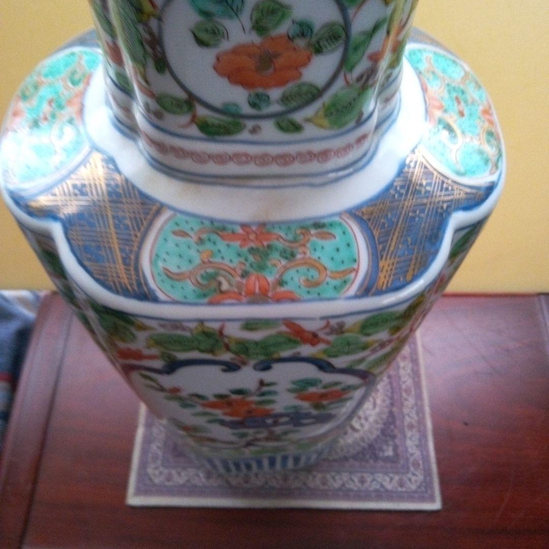 中国美術　粉彩花弁紋　花瓶