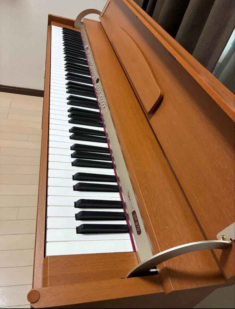 【Shig Tutさま専用】①ローランド DP-970 電子ピアノ本体のみ