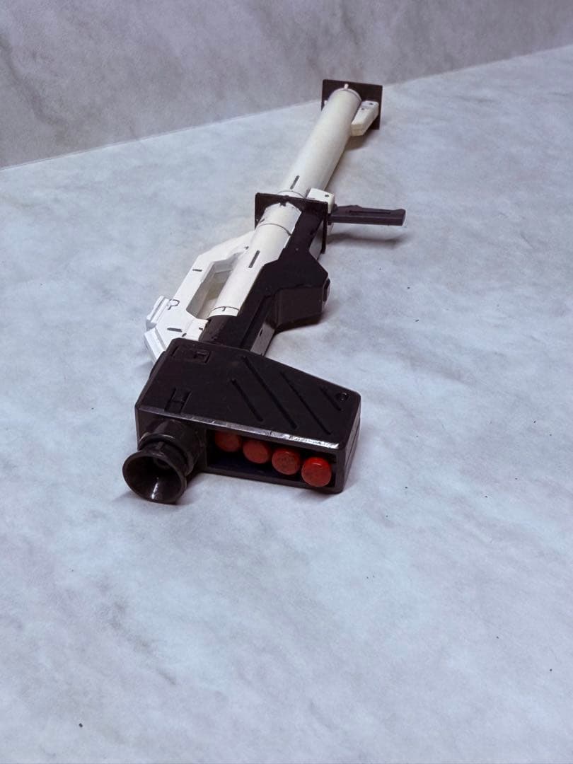 MG(マスターグレード) ガンプラ/RX-93：ニューガンダム/塗装済み完成品