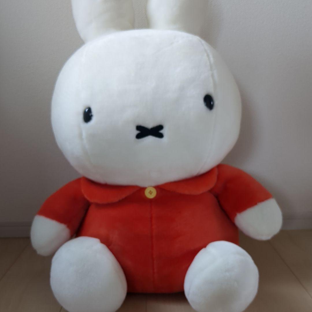 超特大　ビッグ　光る　miffy　ミッフィー　ぬいぐるみ